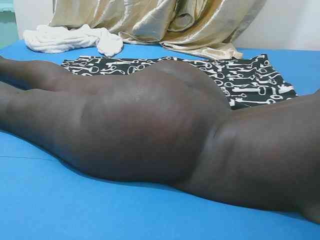 Sexy-Quincy11 webcam