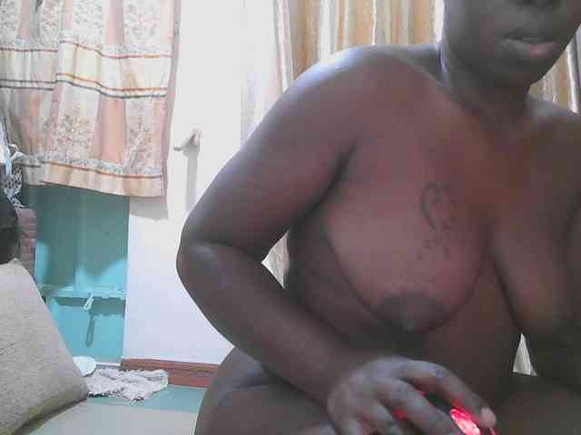 Sexy-Quincy11 webcam