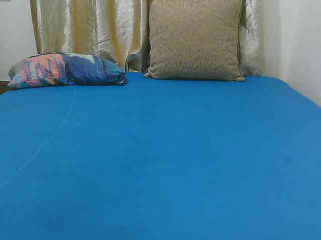 Sexy-Quincy11 webcam