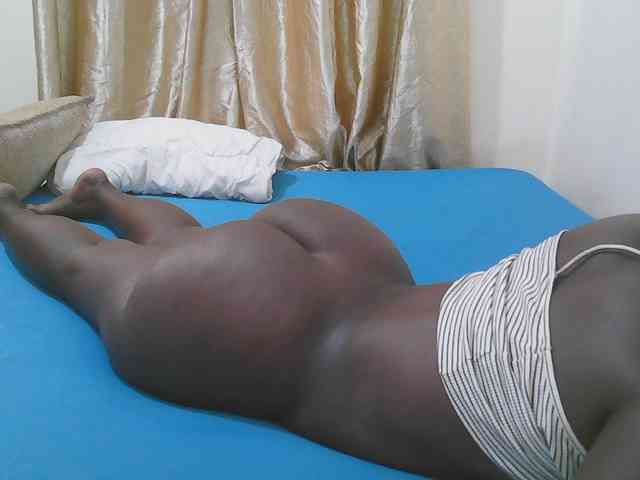 Sexy-Quincy11 webcam