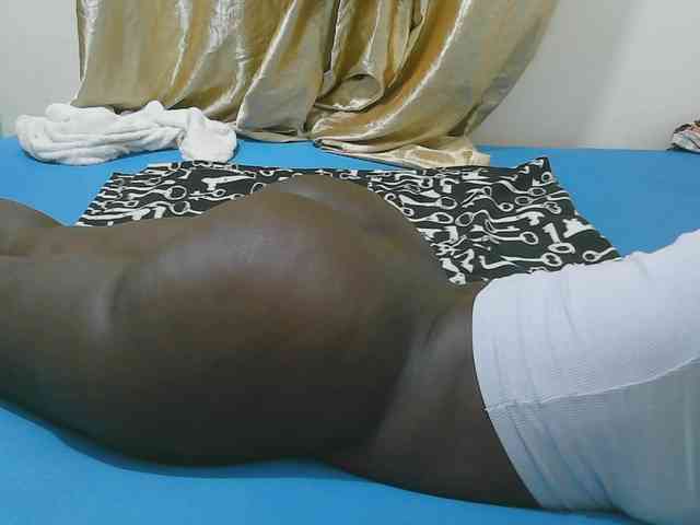 Sexy-Quincy11 webcam