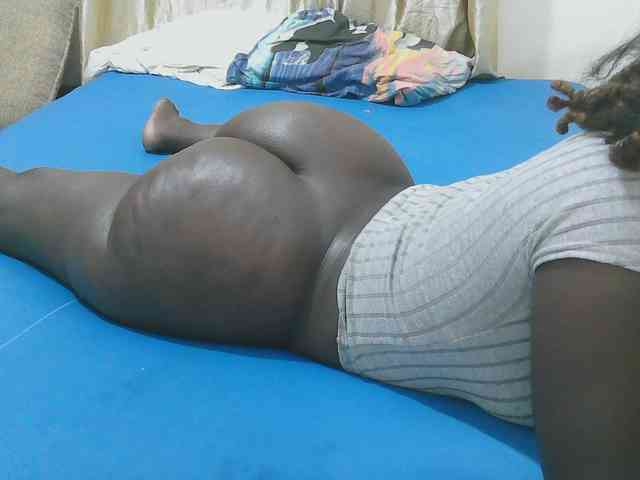 Sexy-Quincy11 webcam