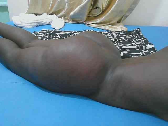 Sexy-Quincy11 webcam