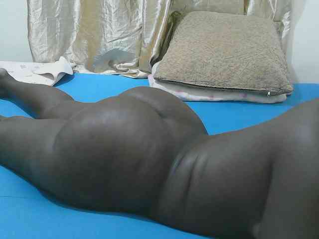 Sexy-Quincy11 webcam