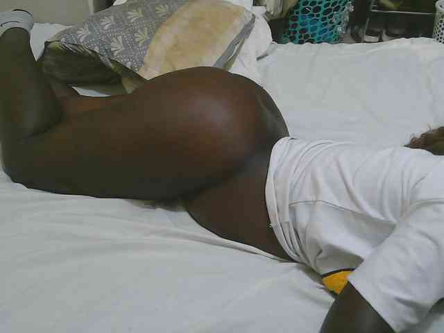 Sexy-Quincy11 webcam