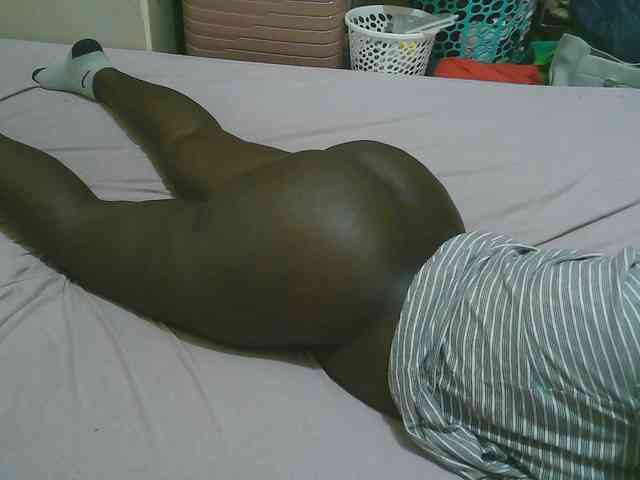 Sexy-Quincy11 webcam