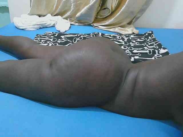 Sexy-Quincy11 webcam