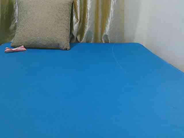 Sexy-Quincy11 webcam