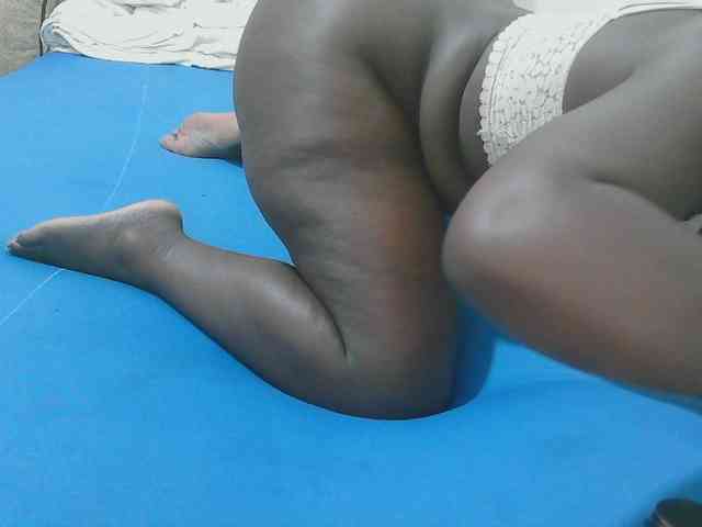 Sexy-Quincy11 webcam