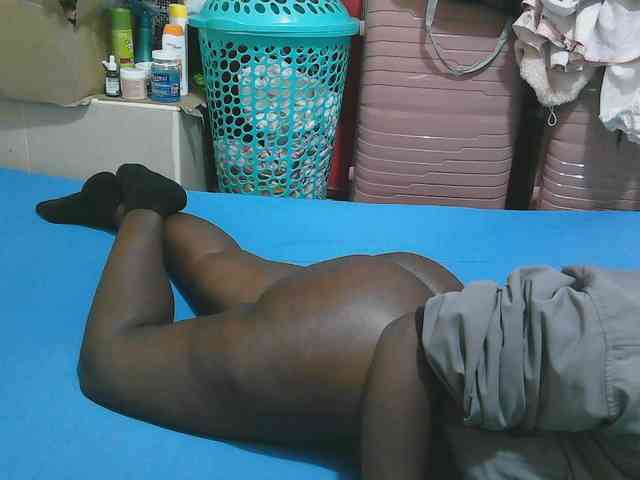Sexy-Quincy11 webcam