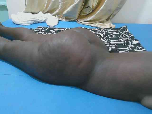 Sexy-Quincy11 webcam