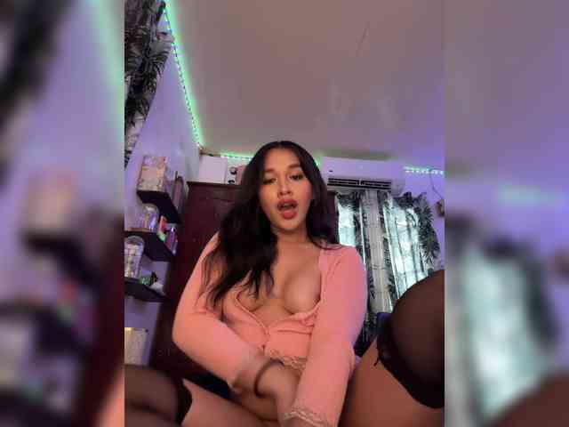 JRosey Live Webcam on BongaCams