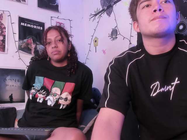  HotHoneyChile chat room