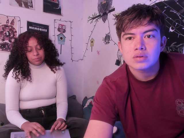 HotHoneyChile chat room