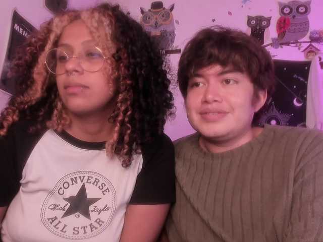 HotHoneyChile webcam