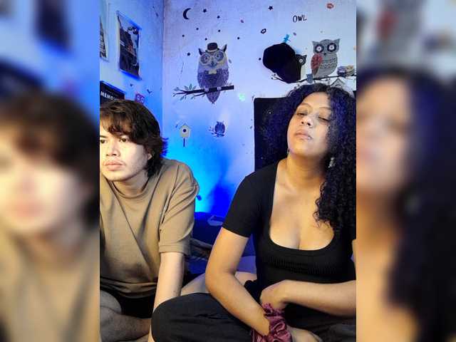 HotHoneyChile's BongaCams show and profile