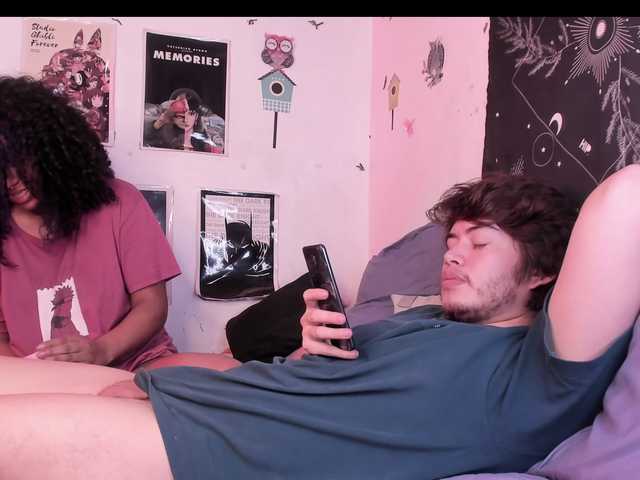 HotHoneyChile's BongaCams show and profile