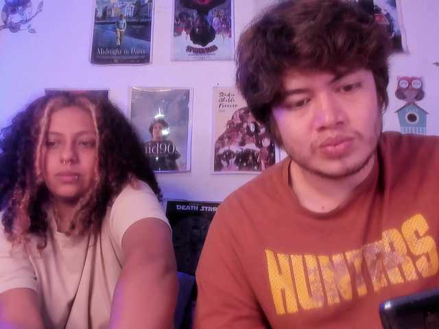 HotHoneyChile's BongaCams show and profile