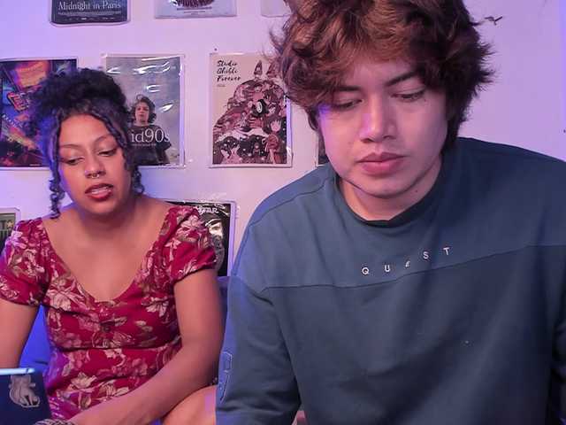 HotHoneyChile's BongaCams show and profile