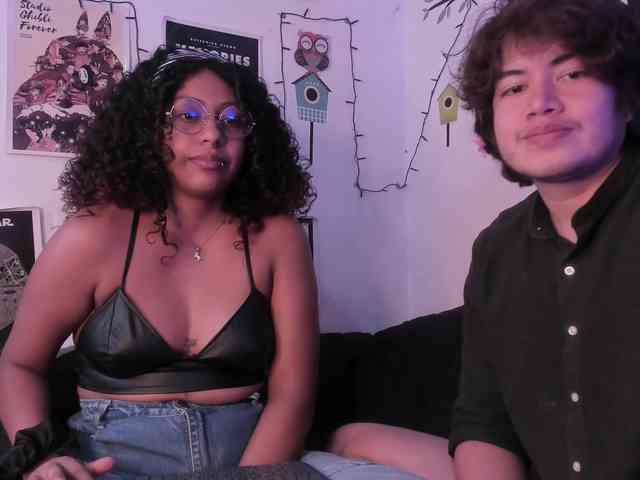 HotHoneyChile webcam