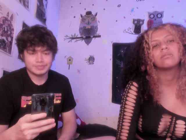 HotHoneyChile webcam