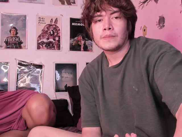 HotHoneyChile webcam