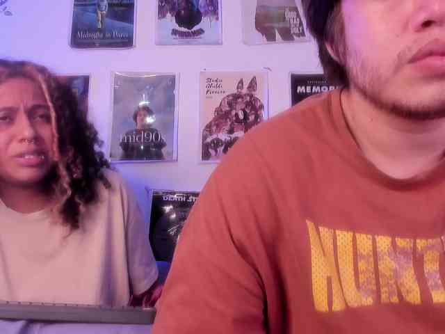 HotHoneyChile webcam