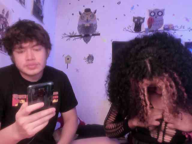 HotHoneyChile webcam