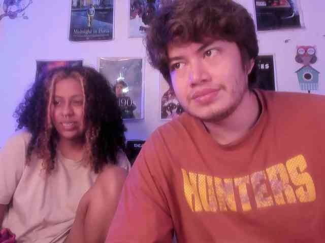 HotHoneyChile webcam