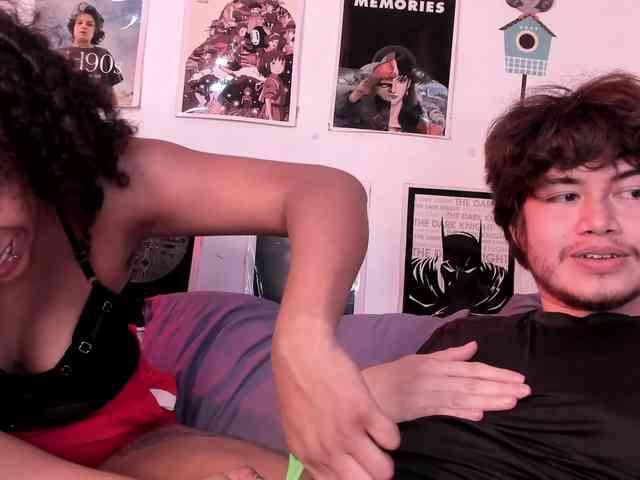 HotHoneyChile webcam