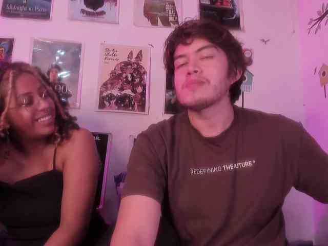 HotHoneyChile webcam