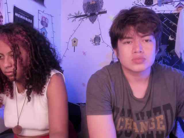 HotHoneyChile webcam