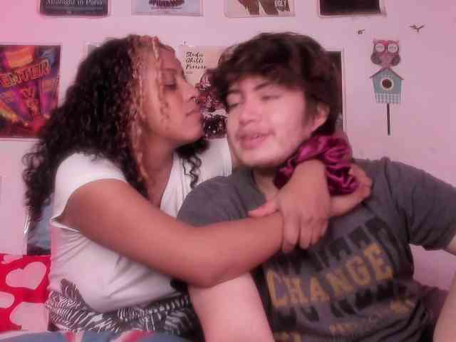 HotHoneyChile webcam