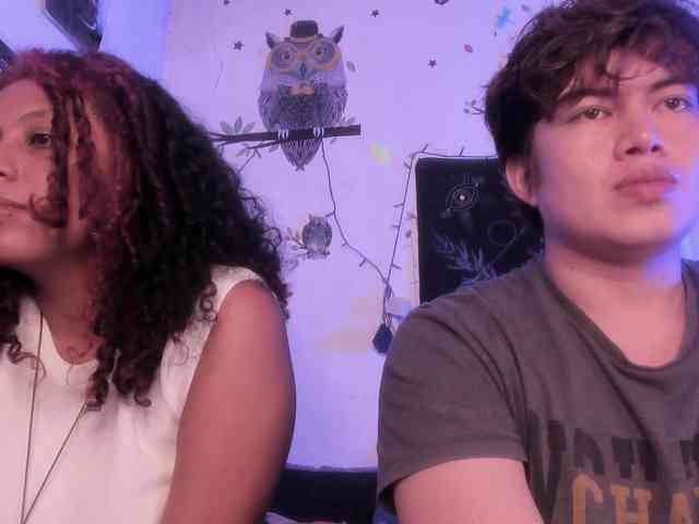 HotHoneyChile webcam