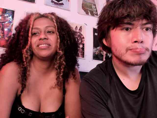 HotHoneyChile webcam