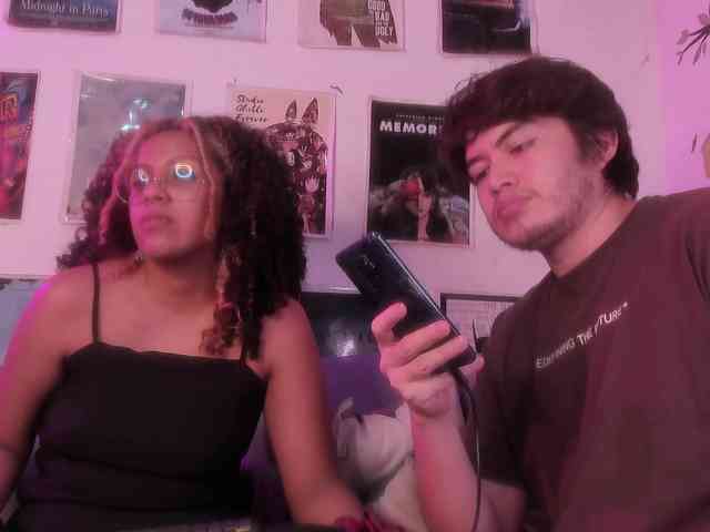 HotHoneyChile webcam