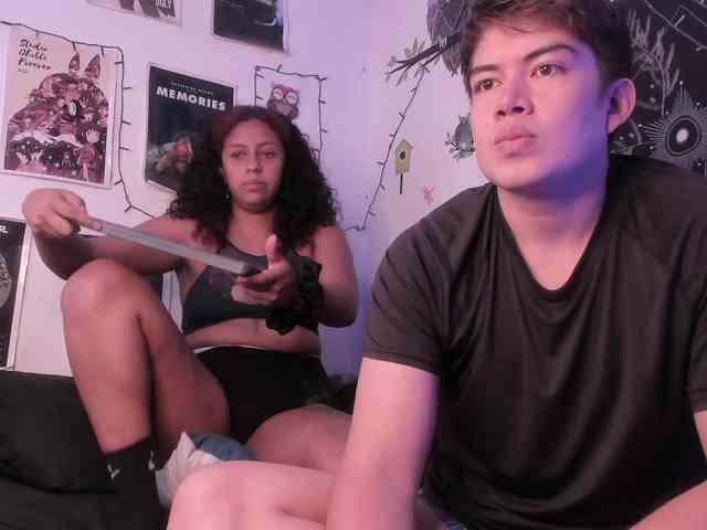 HotHoneyChile webcam