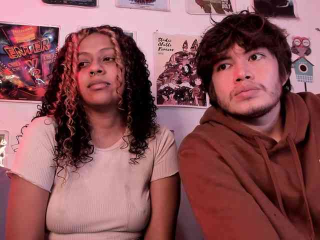 HotHoneyChile webcam