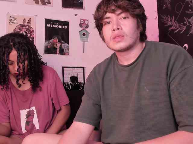 HotHoneyChile webcam