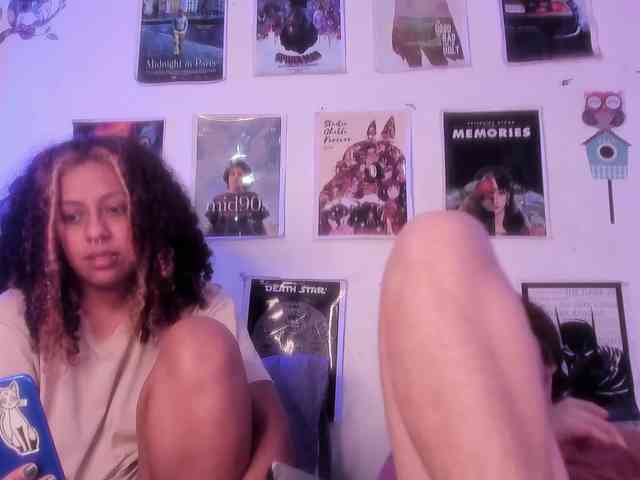 HotHoneyChile webcam