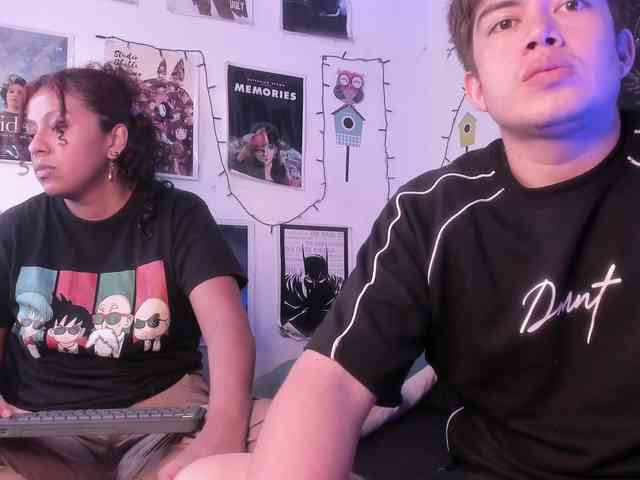 HotHoneyChile webcam