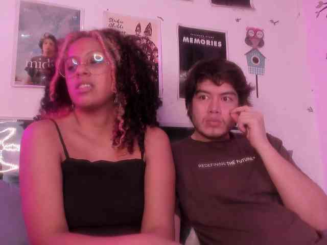 HotHoneyChile webcam