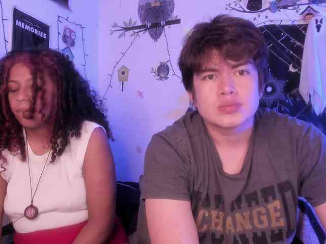 HotHoneyChile webcam