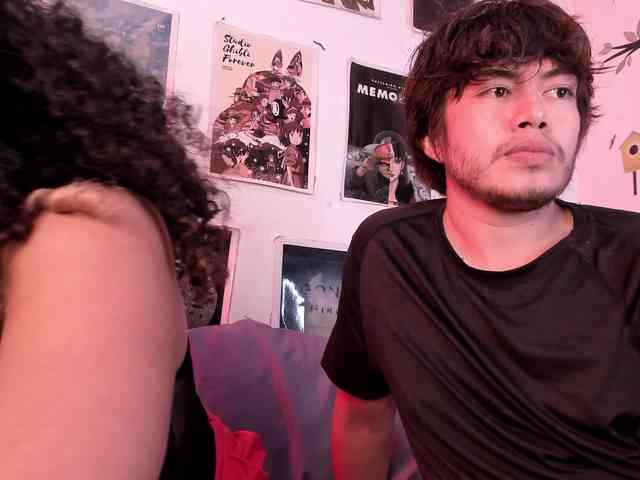 HotHoneyChile webcam