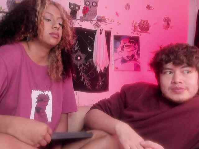 HotHoneyChile webcam