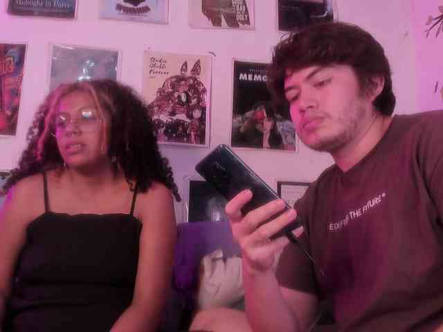 HotHoneyChile webcam