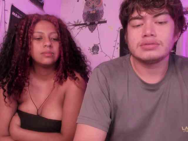 HotHoneyChile webcam