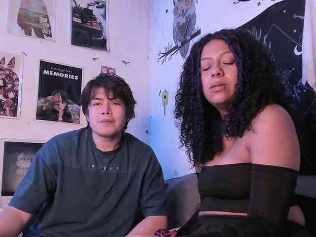 HotHoneyChile webcam