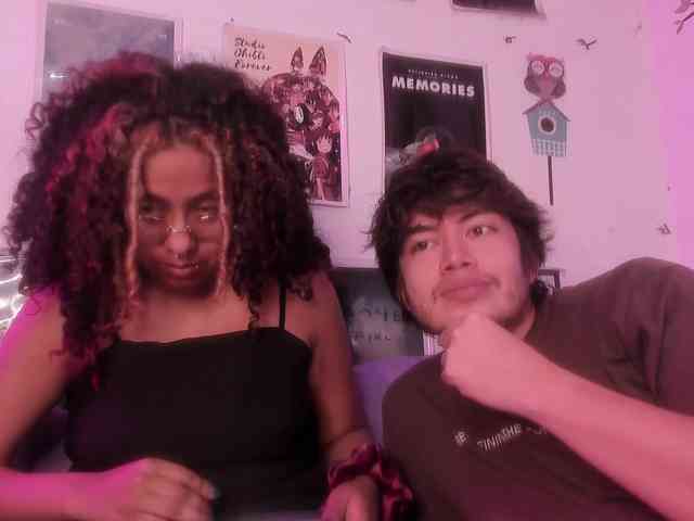 HotHoneyChile webcam