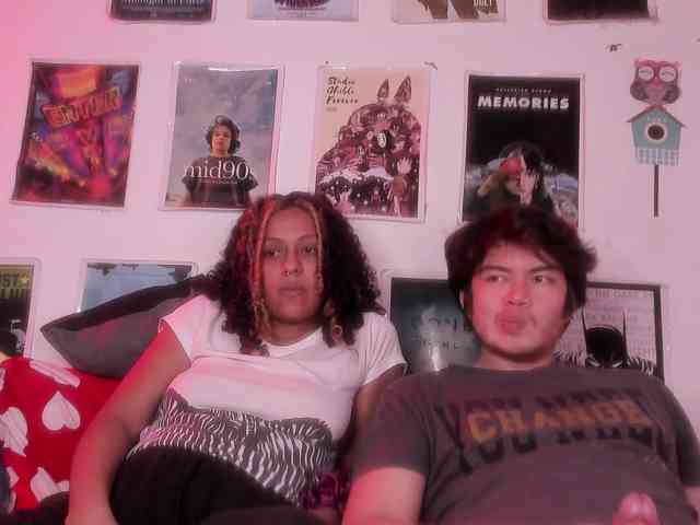 HotHoneyChile webcam